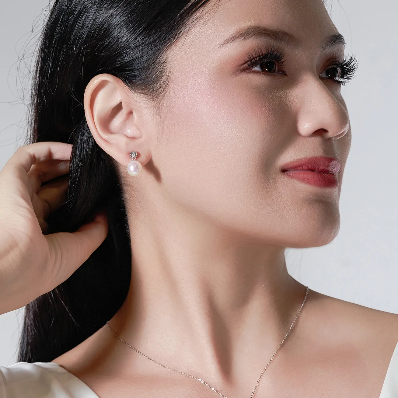 18k Gold Freshwater Pearl Earrings KE00099