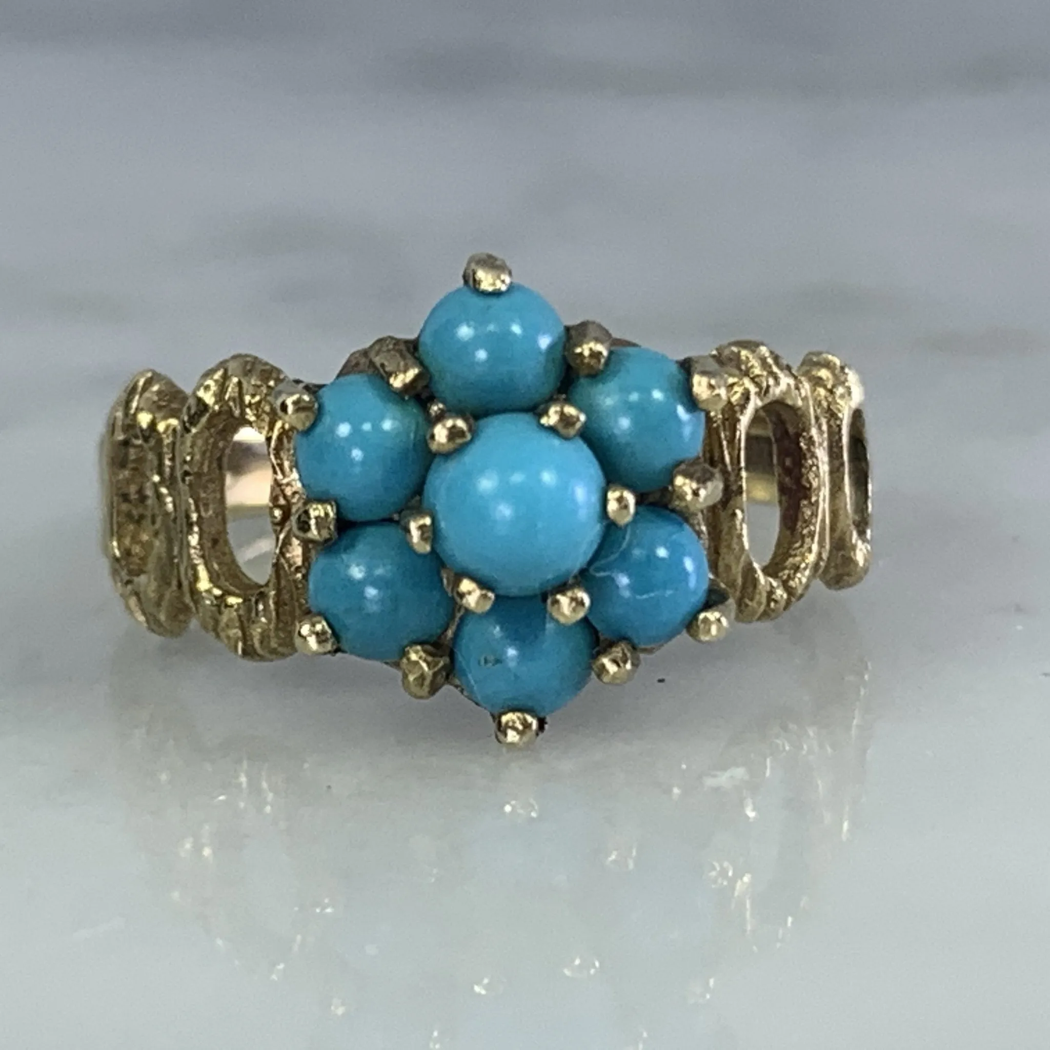 1970s Turquoise Flower Ring in Yellow Gold. Boho Chic Cluster Floral Setting. December Birthstone.