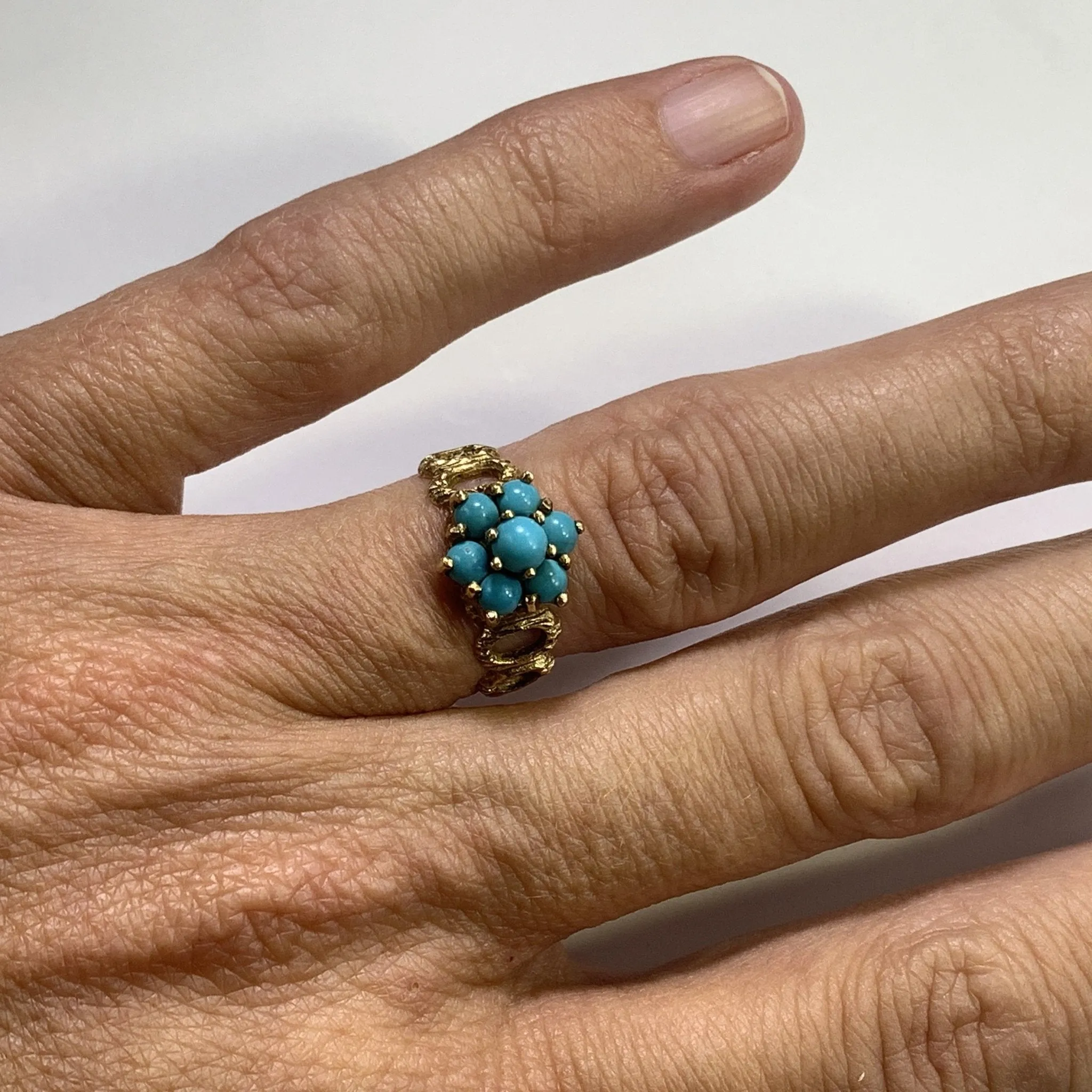 1970s Turquoise Flower Ring in Yellow Gold. Boho Chic Cluster Floral Setting. December Birthstone.