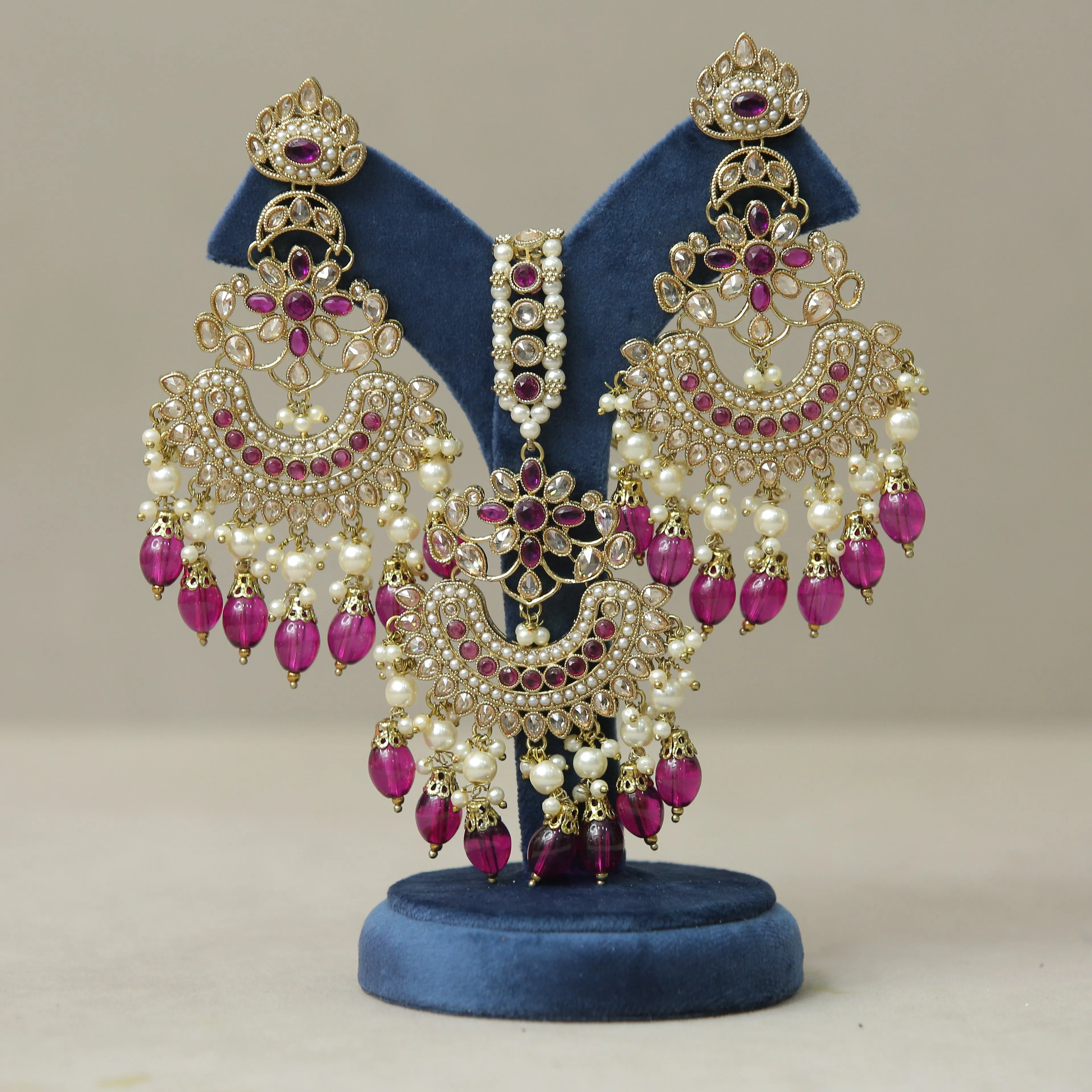 Anavi Polki Earrings And Tikka