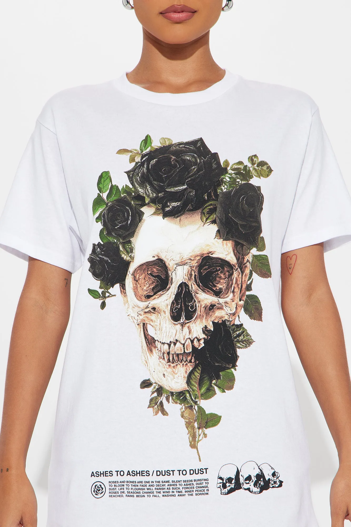 Crown Of Roses Skull Tee - White