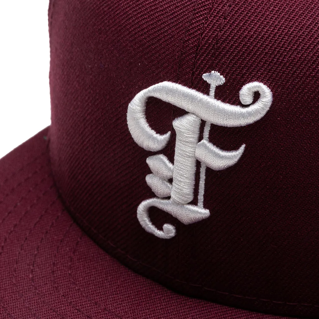 Feature x New Era Plaza Chapter Fitted Cap - Maroon