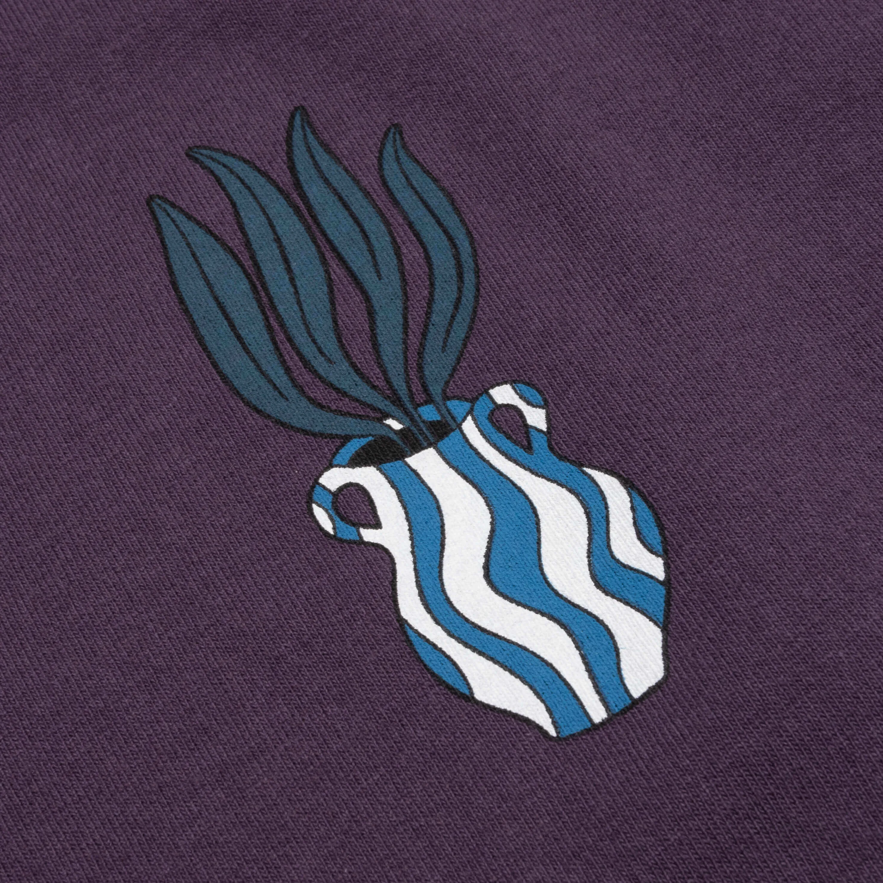 Kick the Vase T-Shirt - Aubergine