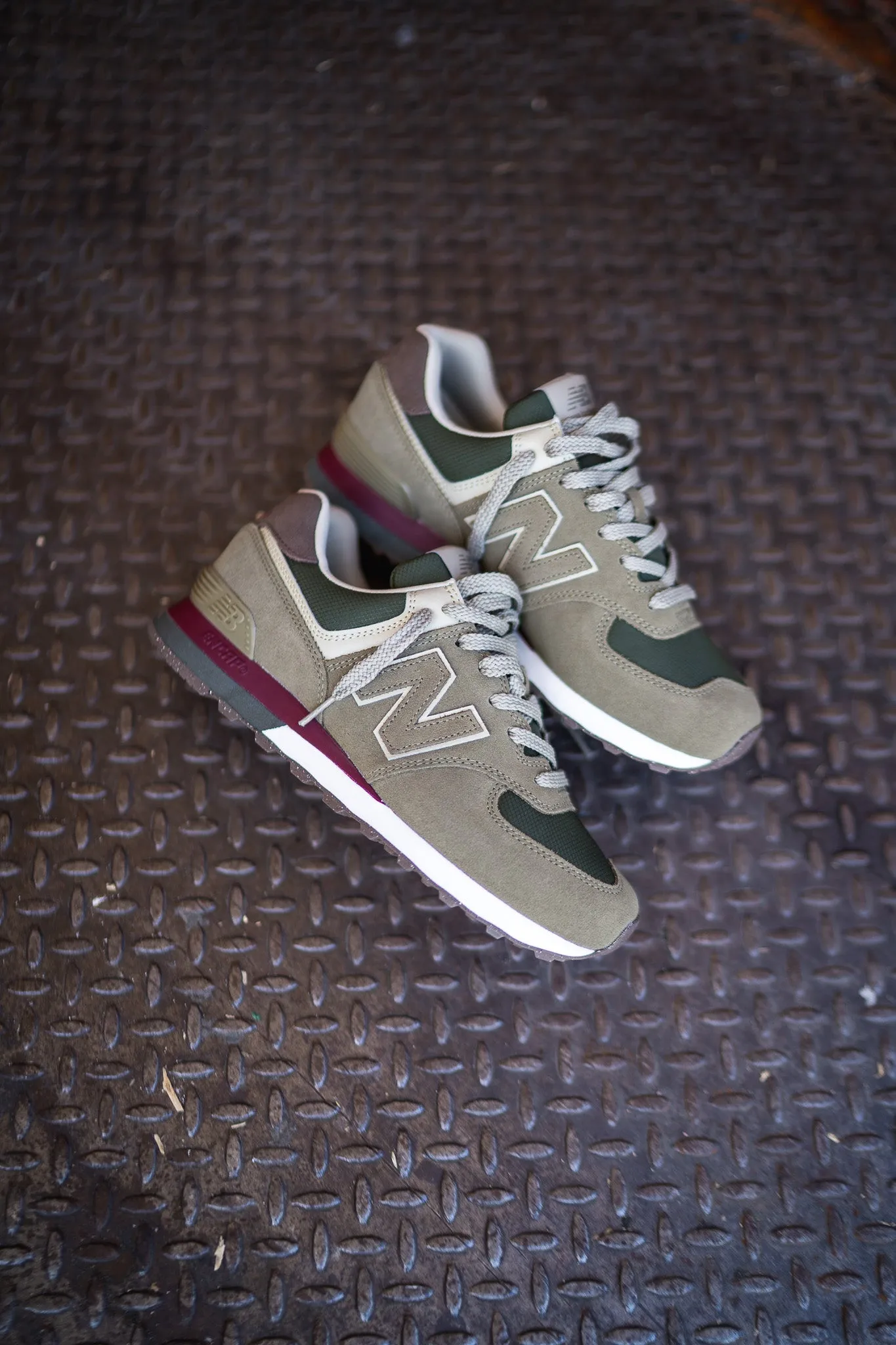 Mens New Balance 574 (Olive/Maroon) - U574UBB