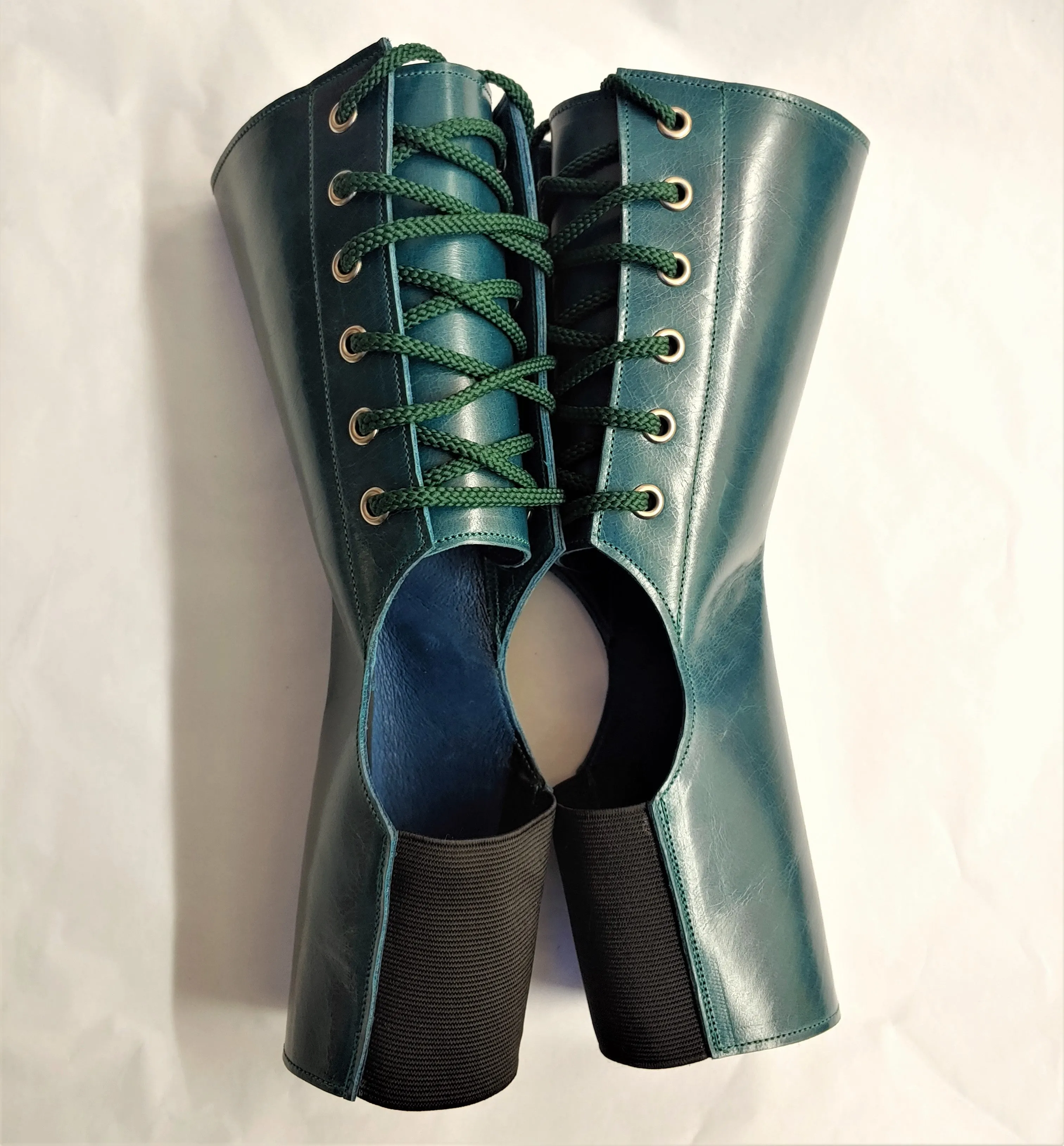 Short Deep Sea Green Aerial boots w/ MOON