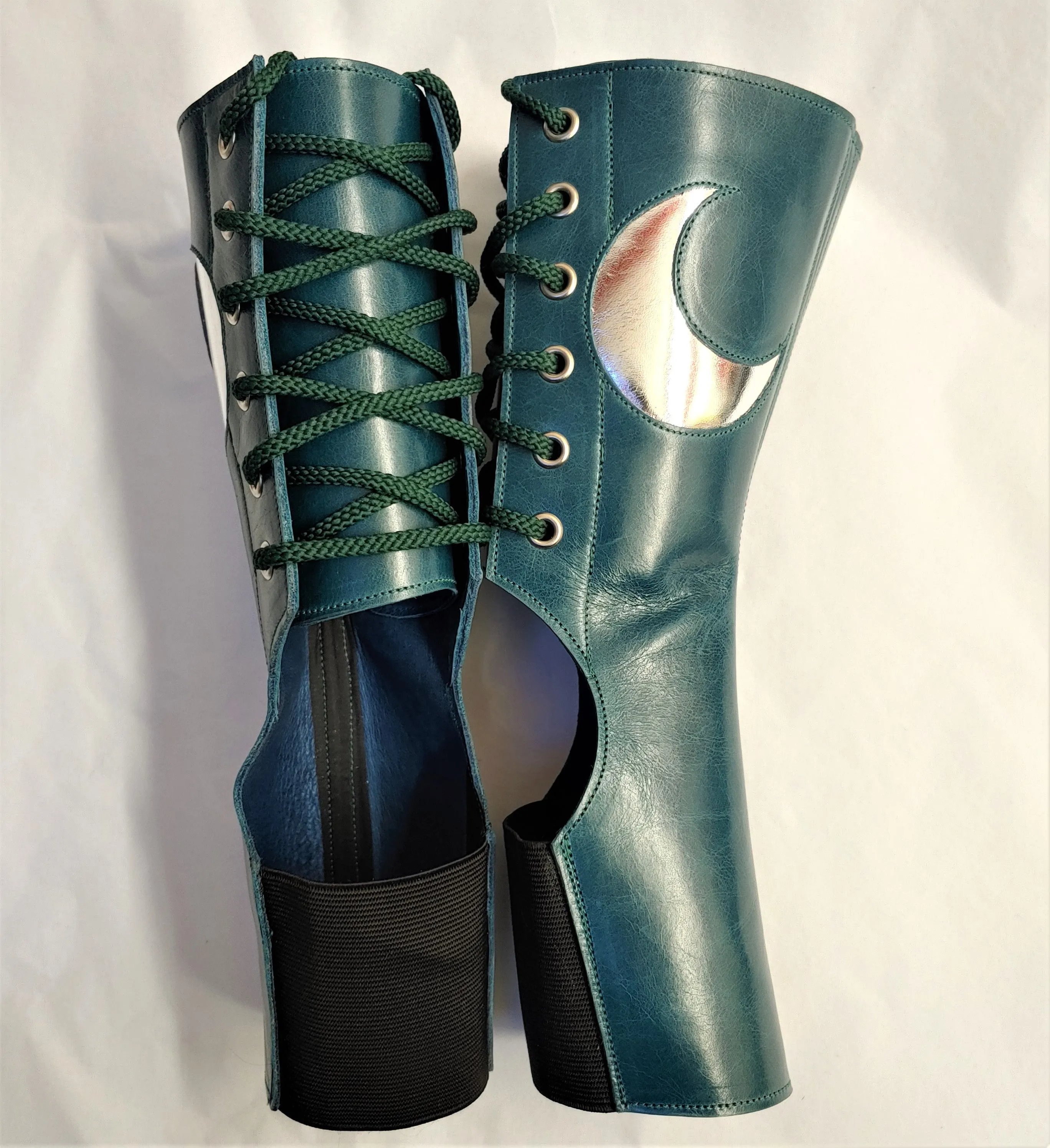 Short Deep Sea Green Aerial boots w/ MOON